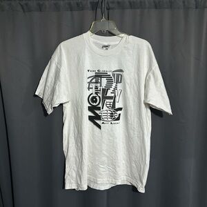 Fruit of the Loom White Graphic Tee